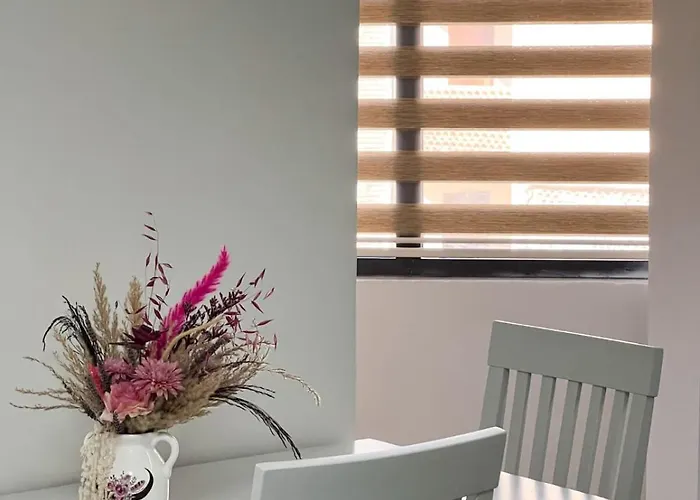 Apartment Komuna Parisit New *